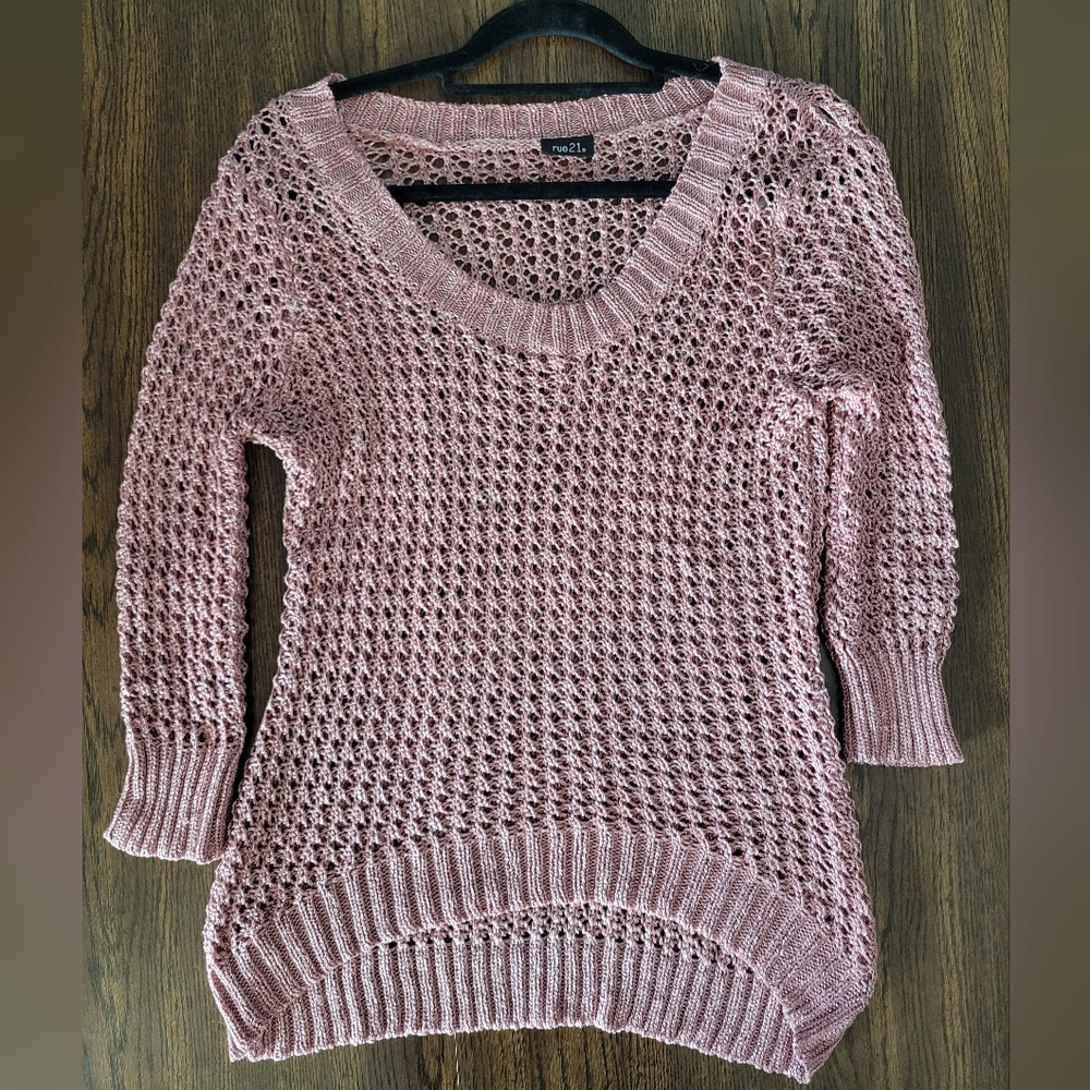 Rue 21 pink shimmer crochet sweater